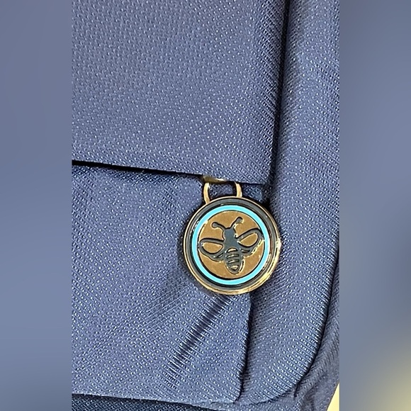 Tupperware crossbody adjustable messenger padded  tablet / travel Bag - Picture 3 of 11